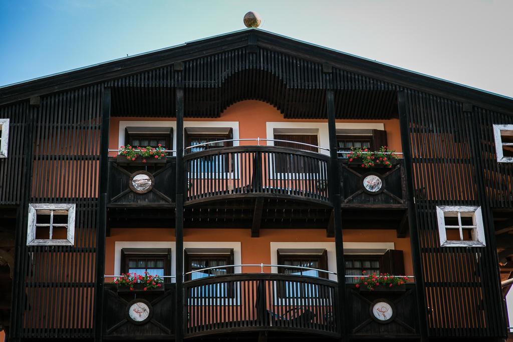 Hotel Posta R.T.A. Madonna di Campiglio Luaran gambar