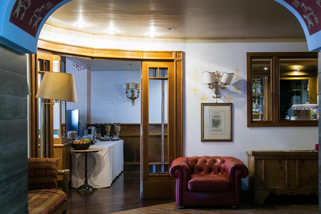 Hotel Posta R.T.A. Madonna di Campiglio Luaran gambar