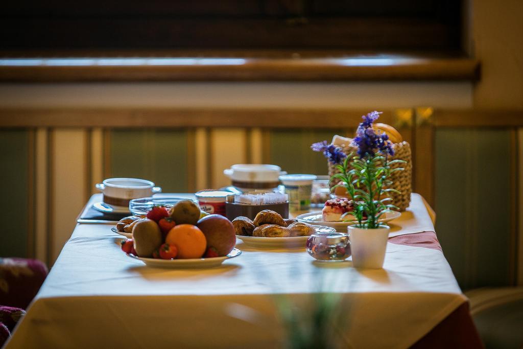 Hotel Posta R.T.A. Madonna di Campiglio Luaran gambar