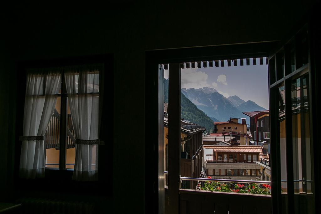Hotel Posta R.T.A. Madonna di Campiglio Luaran gambar