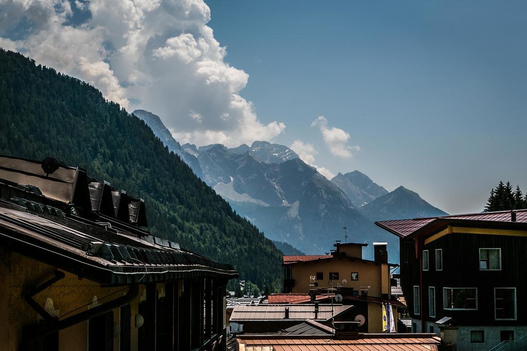 Hotel Posta R.T.A. Madonna di Campiglio Luaran gambar