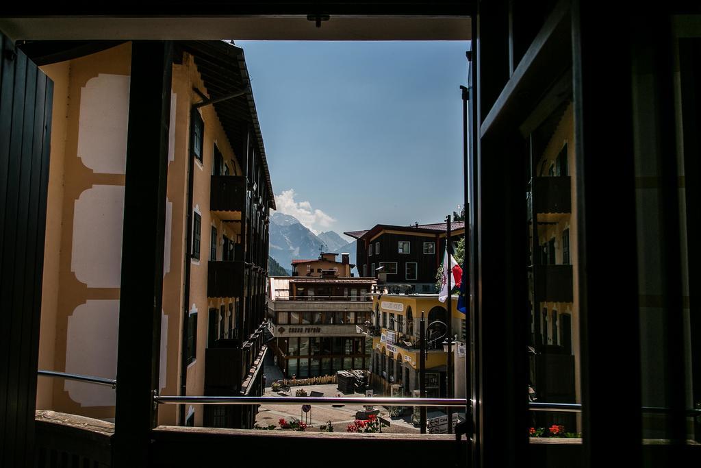 Hotel Posta R.T.A. Madonna di Campiglio Luaran gambar