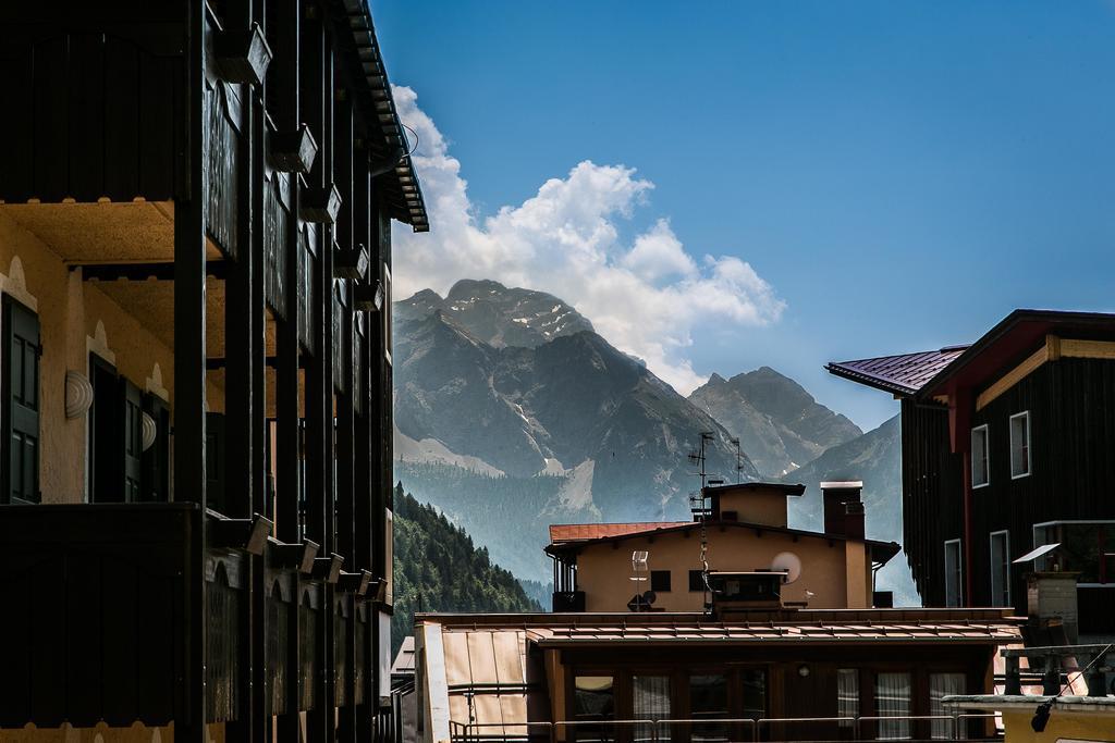 Hotel Posta R.T.A. Madonna di Campiglio Luaran gambar
